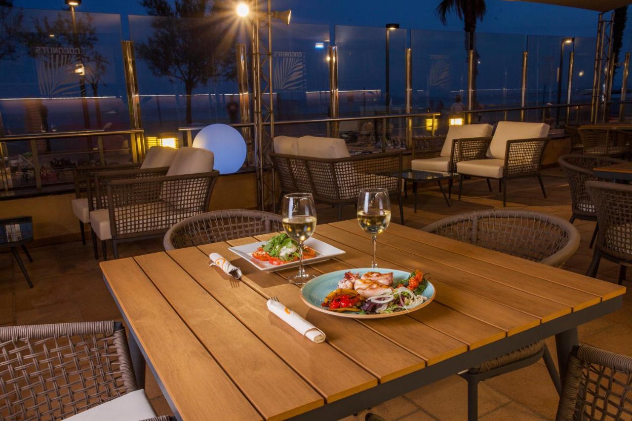 Hotel Monterrey Roses By Pierre & Vacances エクステリア 写真